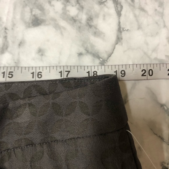Valerie Stevens Gray Embossed Pants Size 16 NWT - Picture 5 of 6